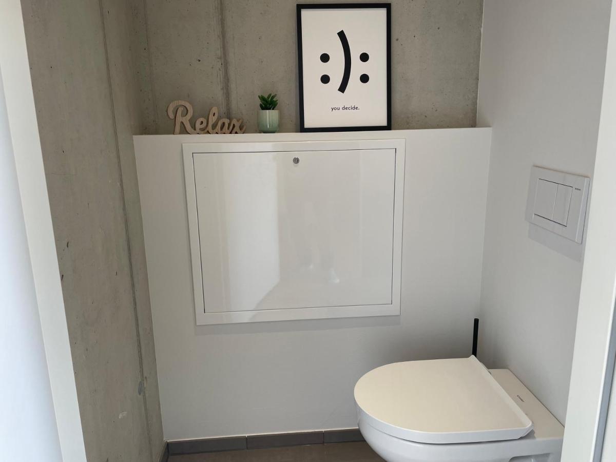*Brandnew* Modernes Apartment In Den Weinbergen Mit Pool Und Sauna Spielfeld Exterior foto