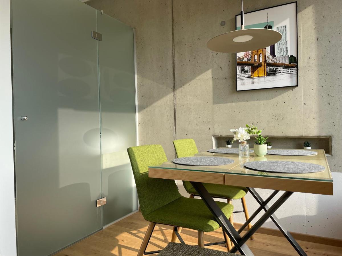 *Brandnew* Modernes Apartment In Den Weinbergen Mit Pool Und Sauna Spielfeld Exterior foto