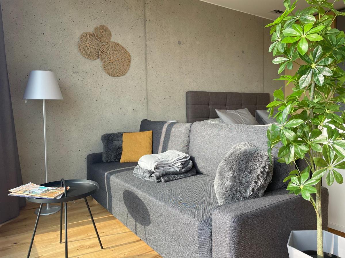 *Brandnew* Modernes Apartment In Den Weinbergen Mit Pool Und Sauna Spielfeld Exterior foto